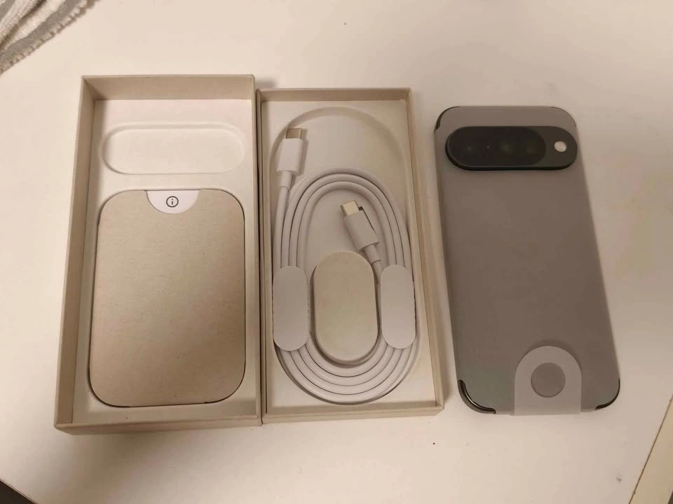 Google Pixel 10 128GB - photo 5