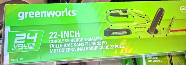 24V Cordless Greenworks Lawn/Garden Tools w/ Batteries - photo 2