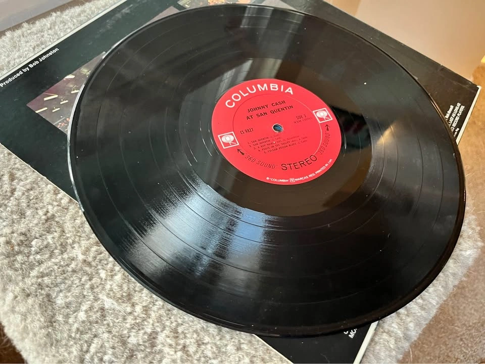 Johnny Cash At San Quentin Vinyl Record - photo 3
