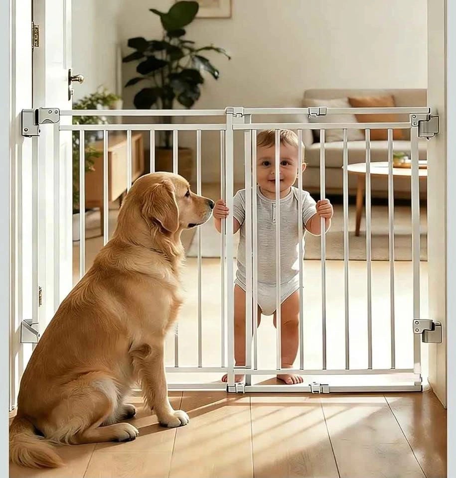 dearlomum Auto-Close Hardware Mount Baby Gate 26.3"- 42.9"