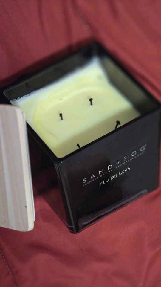 Sand + Fog Feu De Bois AND Sea & Sand Coconut & Palm Scented Can - photo 4
