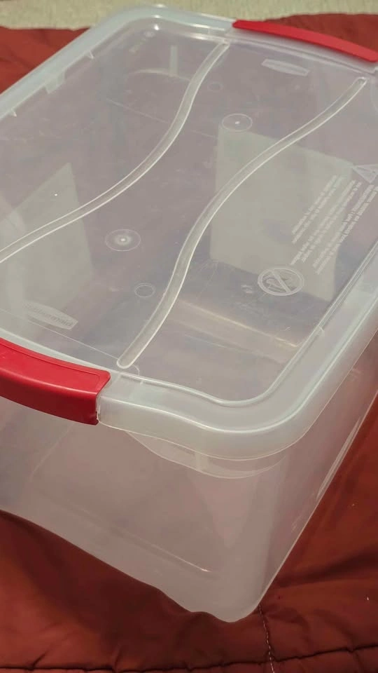 Rubbermaid Cleverstore 30 qt Storage Tote - photo 2