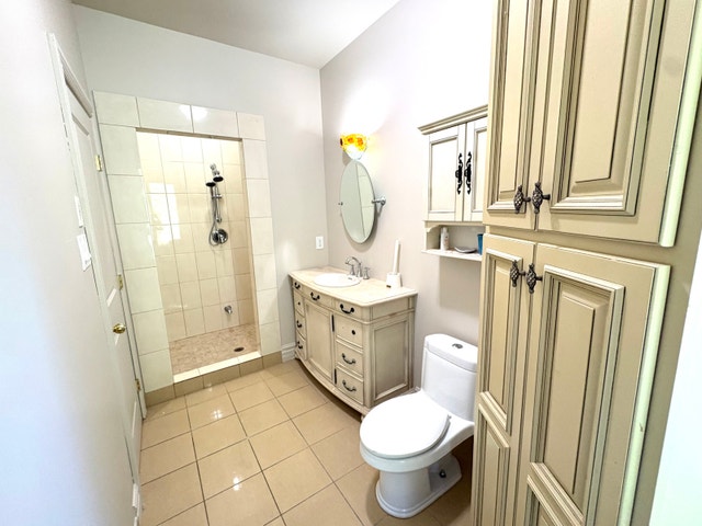 Room for Rent - photo 3