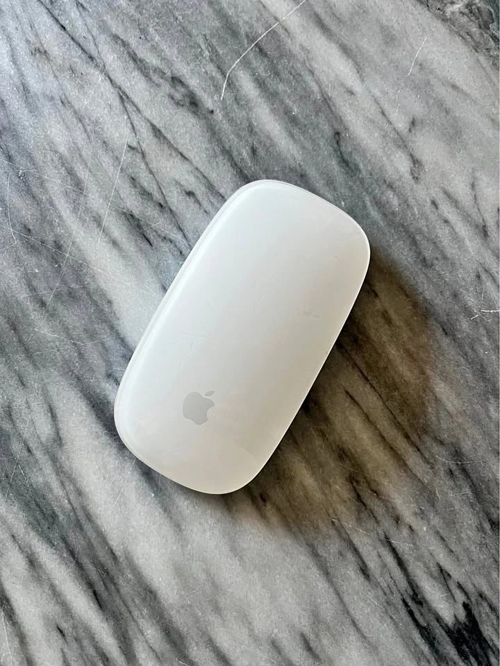 Apple wireless Magic Mouse a1657