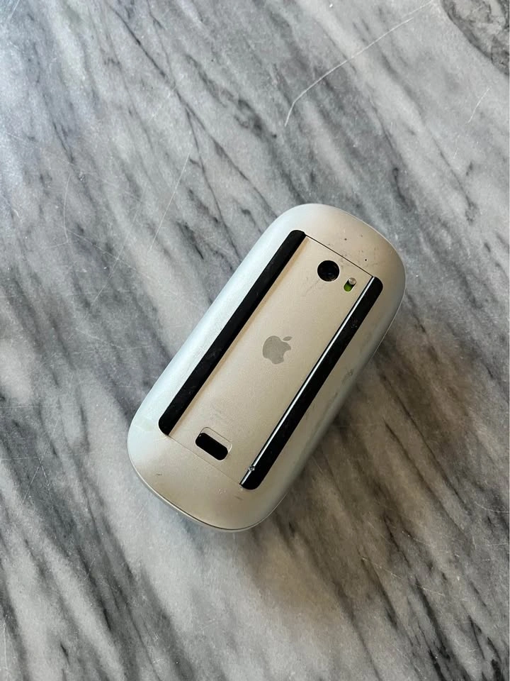 Apple Magic Mouse 1st gen A1296 - photo 2