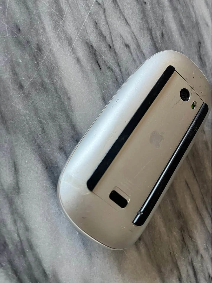 Apple Magic Mouse 1st gen A1296 - photo 3