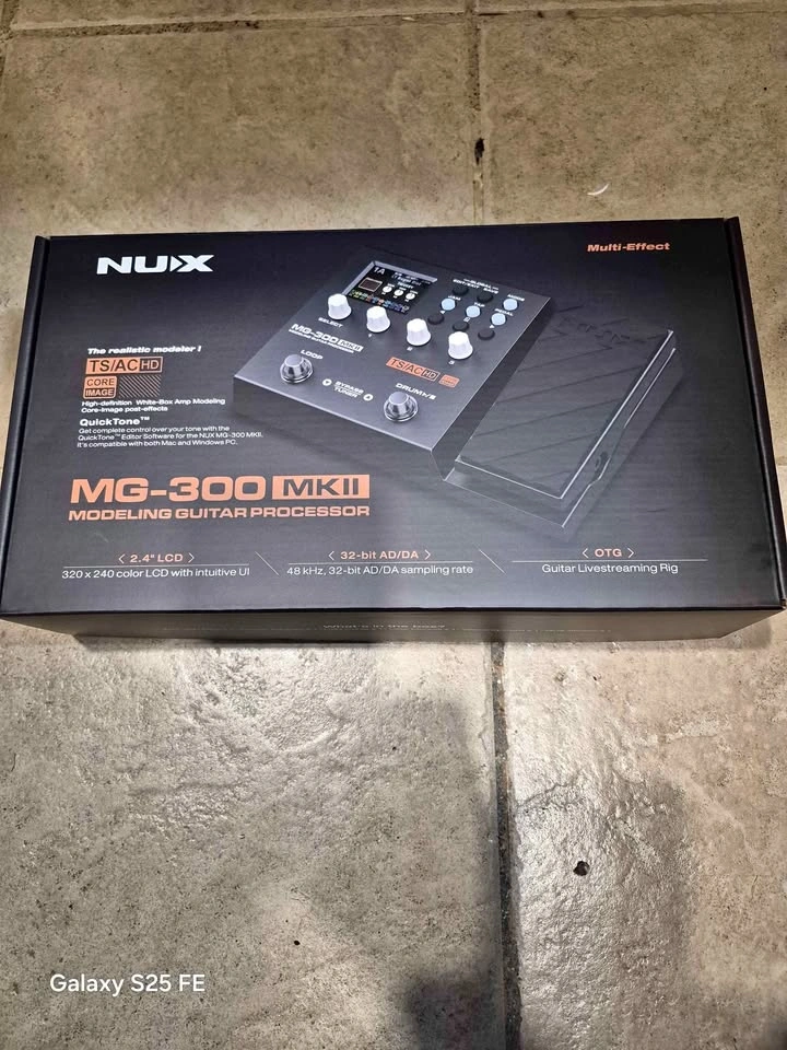 NUX MG-300 MKII Modeling Guitar Processor