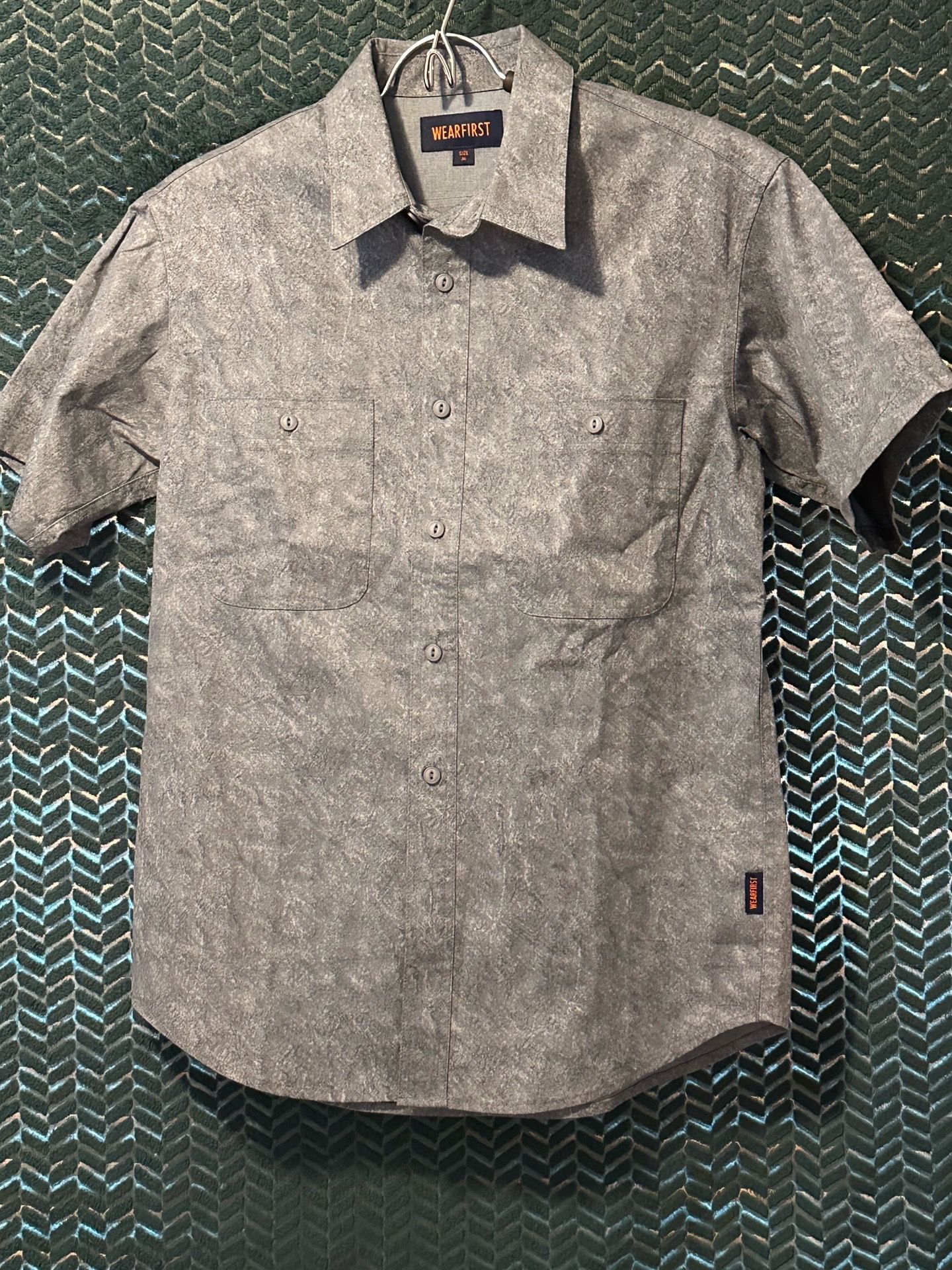 Wear first Short Sleeve Gray White NWT