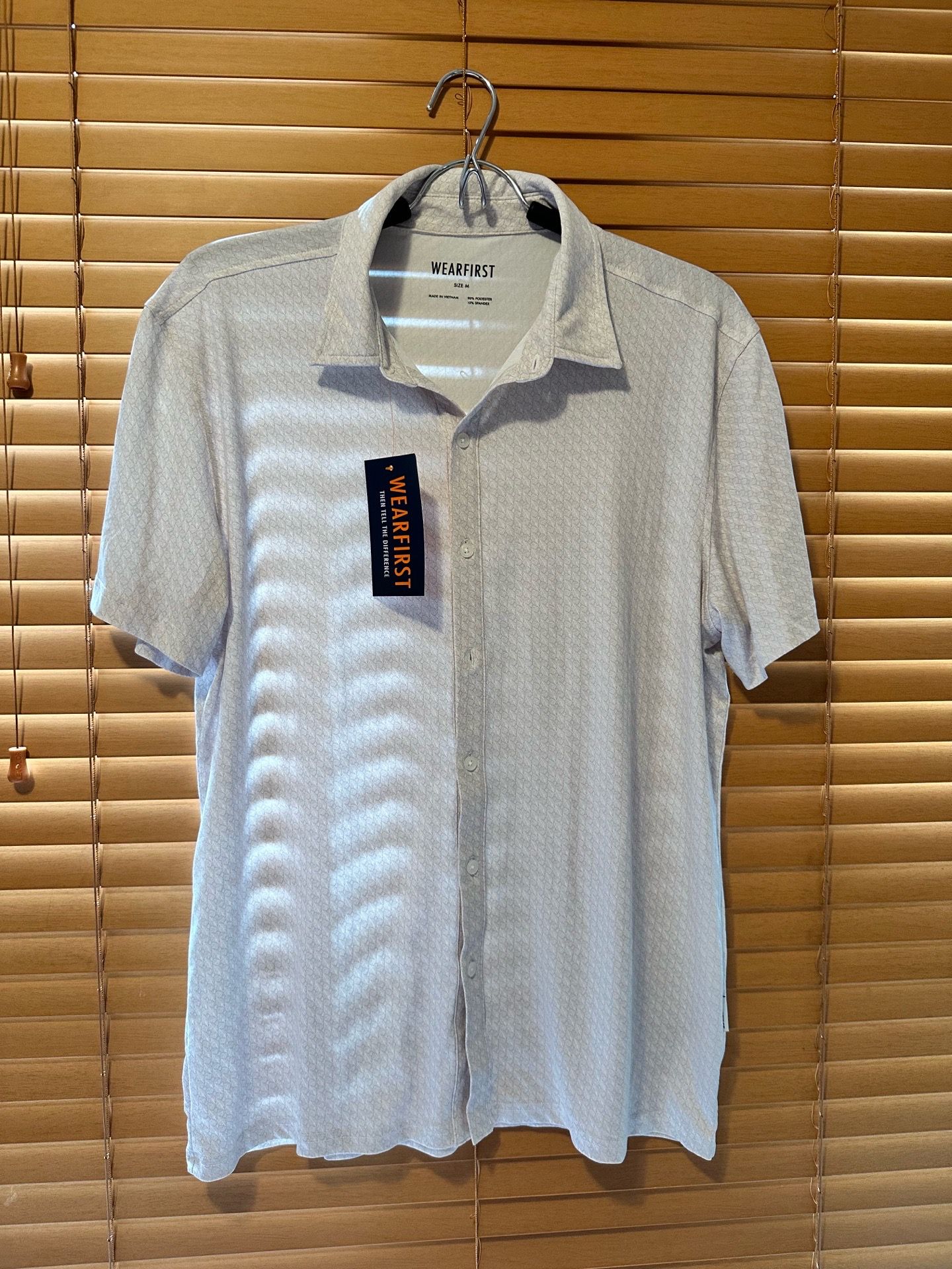 WearFirst light gray short-sleeve button-down shirt