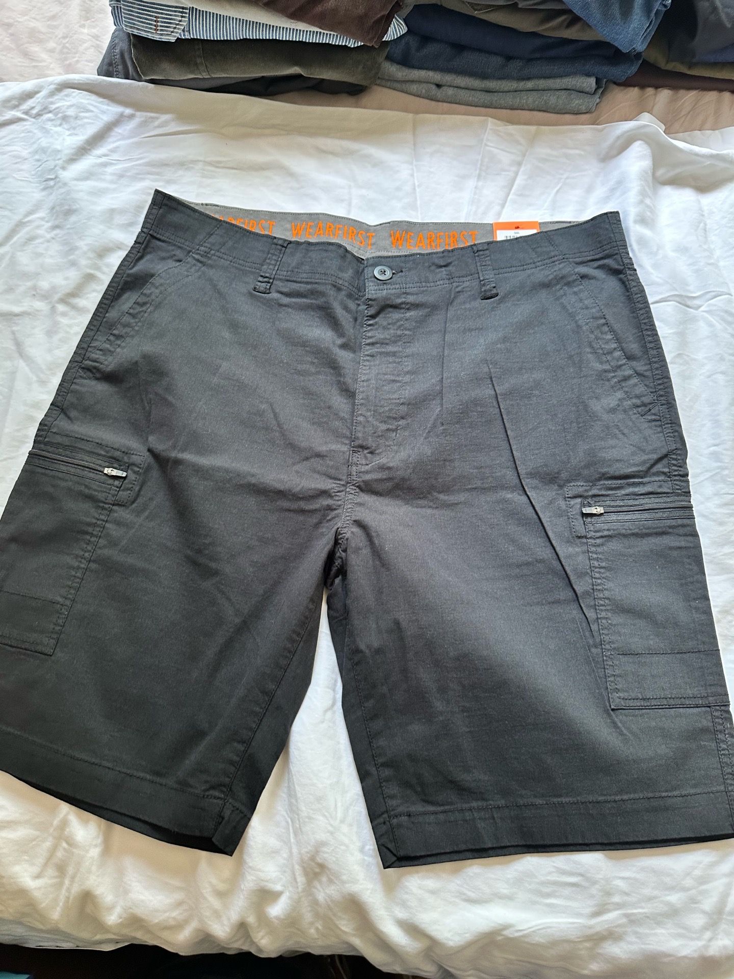 Wear first cargo shorts size 42 - photo 2