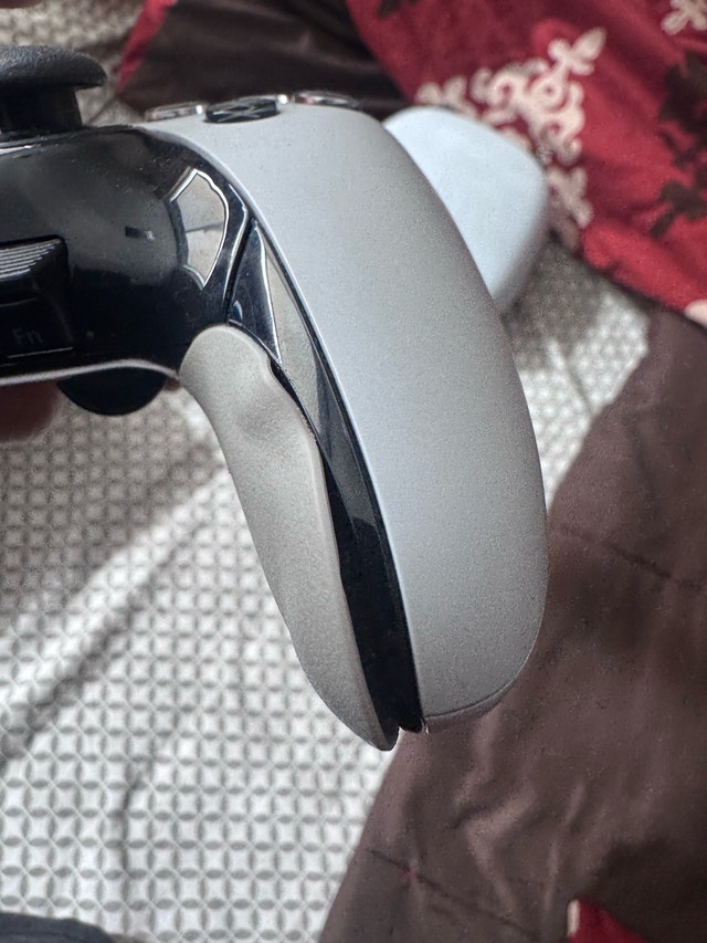 Sony DualSense Edge Wireless Controller - photo 4
