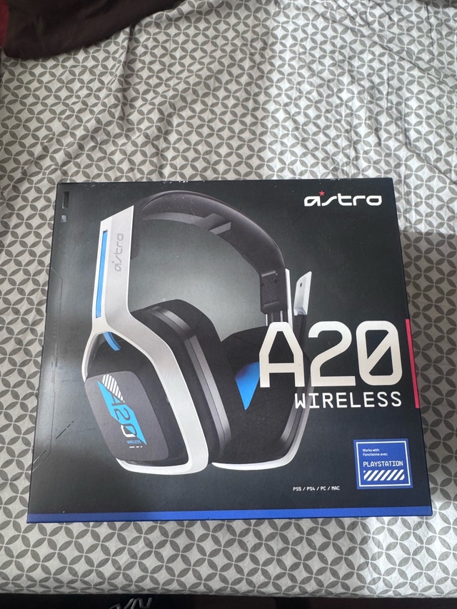 Astro A20 Wireless Gaming Headset
