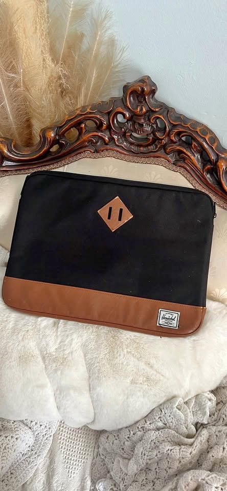 Herschel Laptop Sleeve