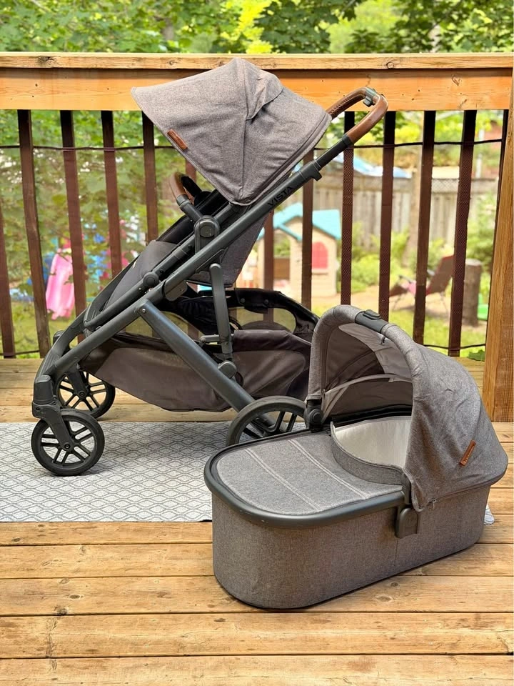 Stroller Vista V2 with bassinet