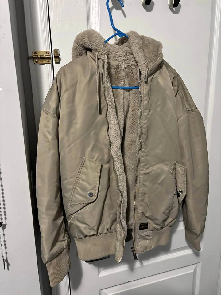 Zara Large Winter Jacket for men’s