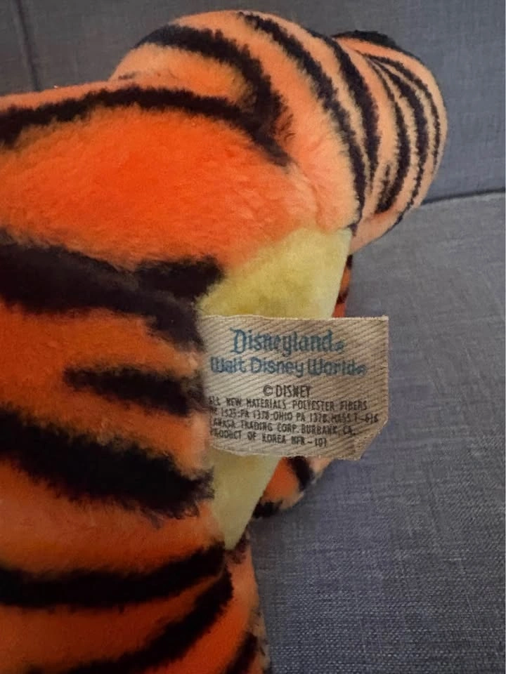 Vintage Disneyland Tigger Plush Toy - photo 5