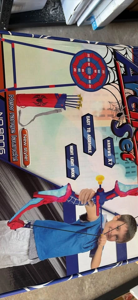 Spider-Man Archery Set with Target and Arrows - photo 2