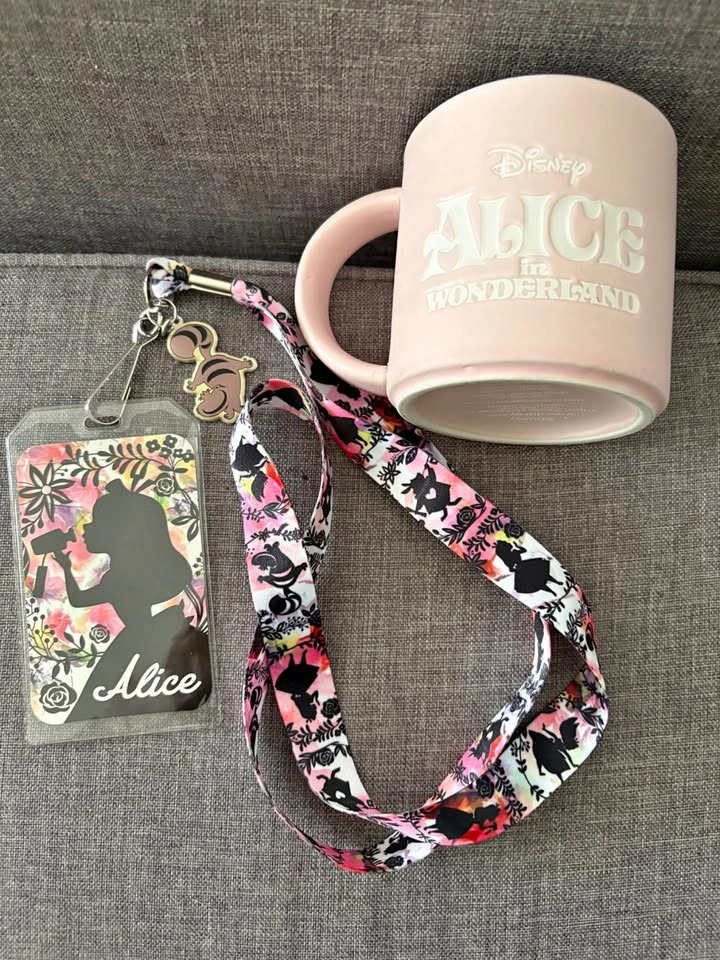 Disney Alice in Wonderland mug and lanyard set