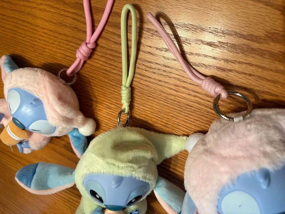 MINISO X Disney: Stitch "Eat Something Before Sleep" Plush Keych - photo 2