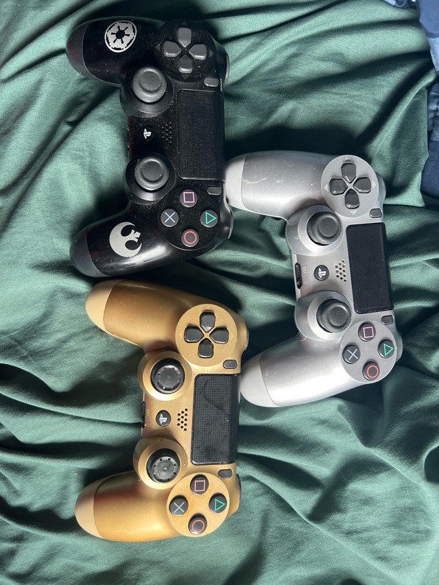 Sony DualShock 4 Wireless Controllers