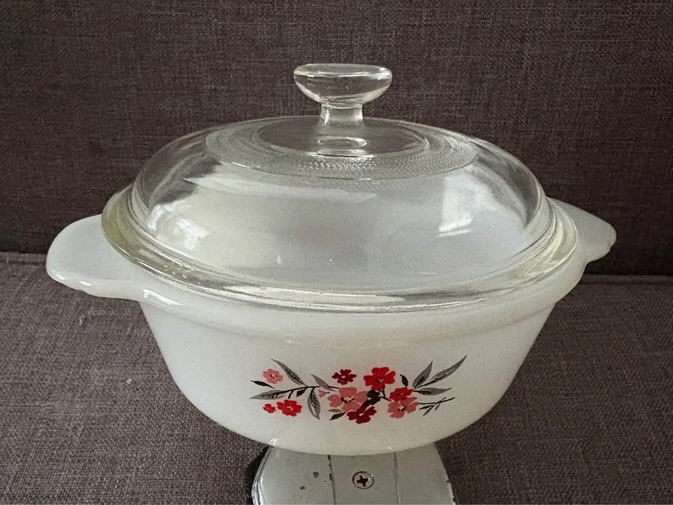 Vintage Fire-King Primrose Milk Glass Casserole Dish with Lid - photo 2