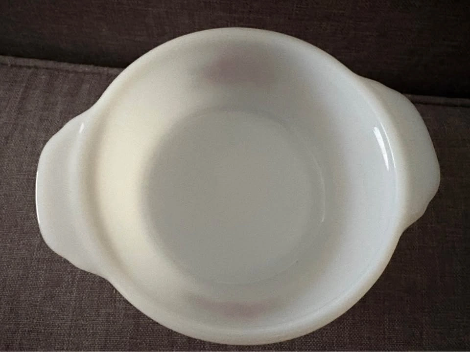 Vintage Fire-King Primrose Milk Glass Casserole Dish with Lid - photo 5