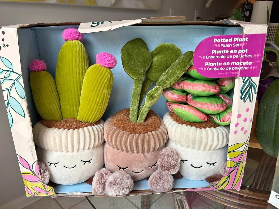 Russ Greenhouse - 12” Plush Flower 3-pack