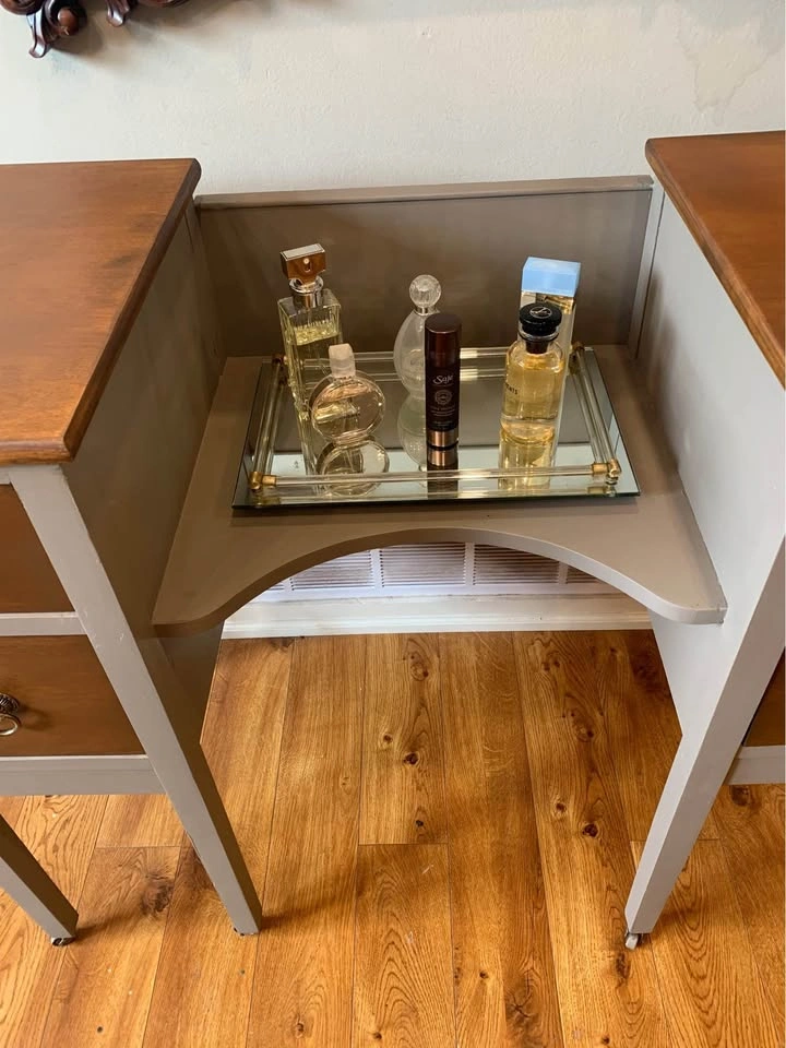 Refinished Vintage Walnut Wood Vanity - 1930-1940’s - photo 3