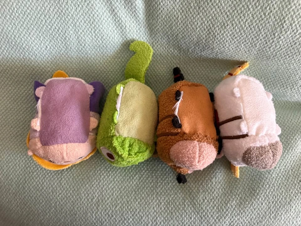 Disney Tsum Tsum Tangled Plush set of 4 - photo 3