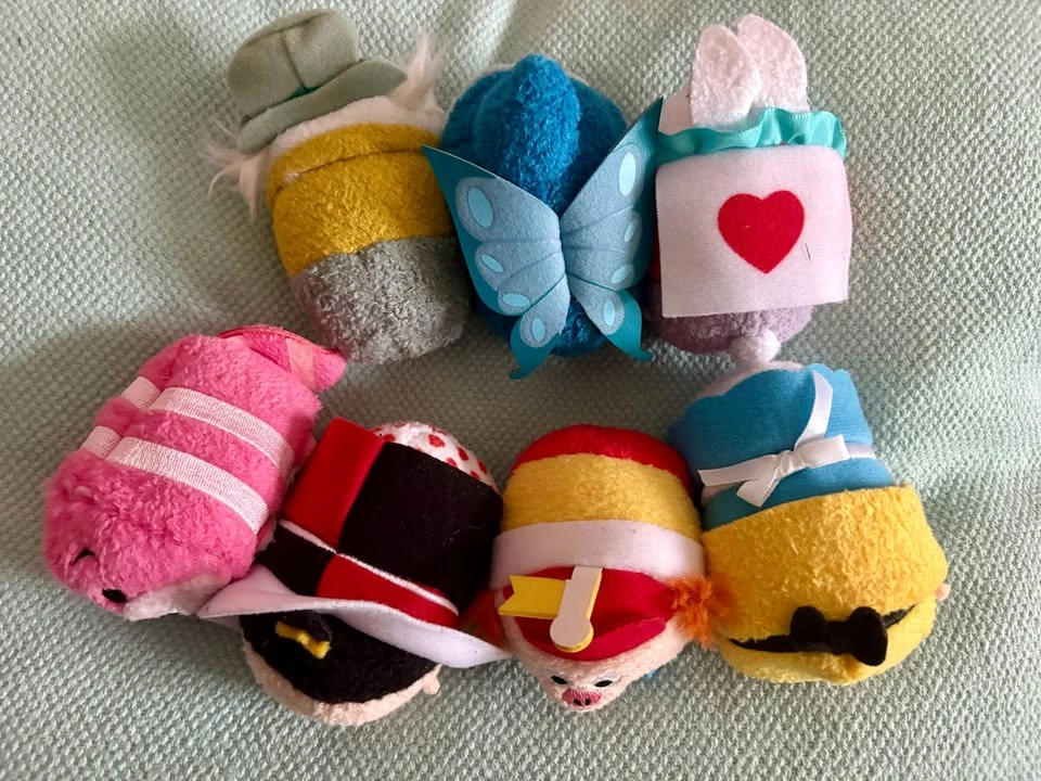 Disney Tsum Tsum Alice in Wonderland Plush Set of Seven - photo 4