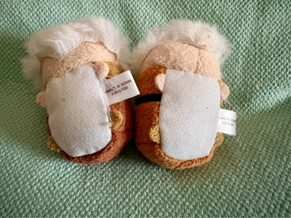 Disney Tsum Tsum Seven Dwarfs Plush Set of Two- Sneezy & Bashful - photo 3