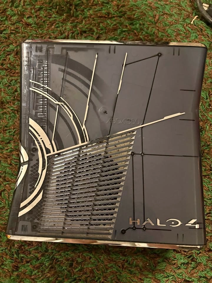 Xbox 360 Halo 4 Edition