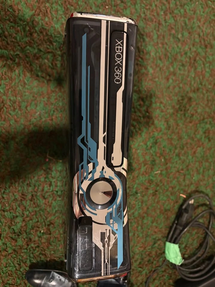 Xbox 360 Halo 4 Edition - photo 3