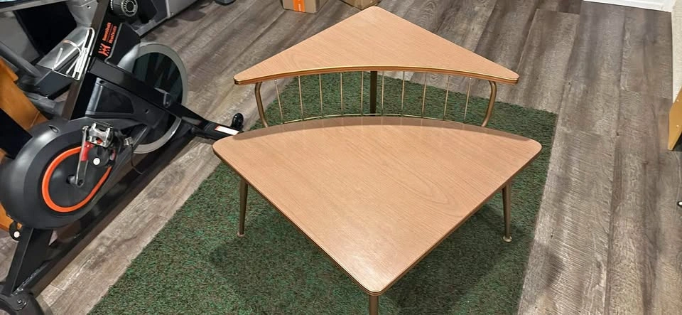 Corner two level table