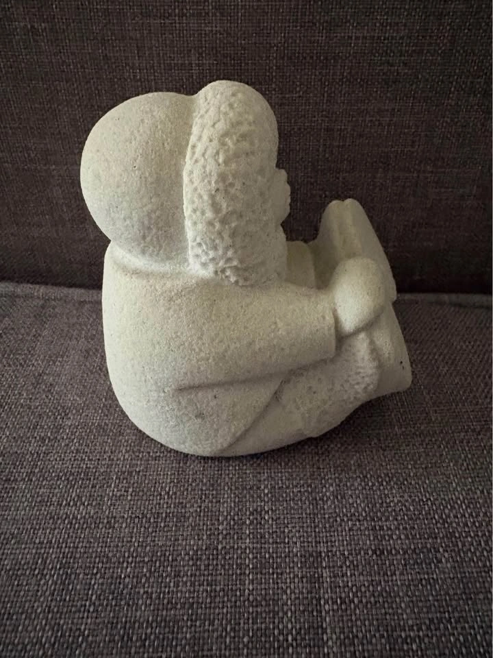 Vintage Marbell Inuit Child Figurine - photo 3