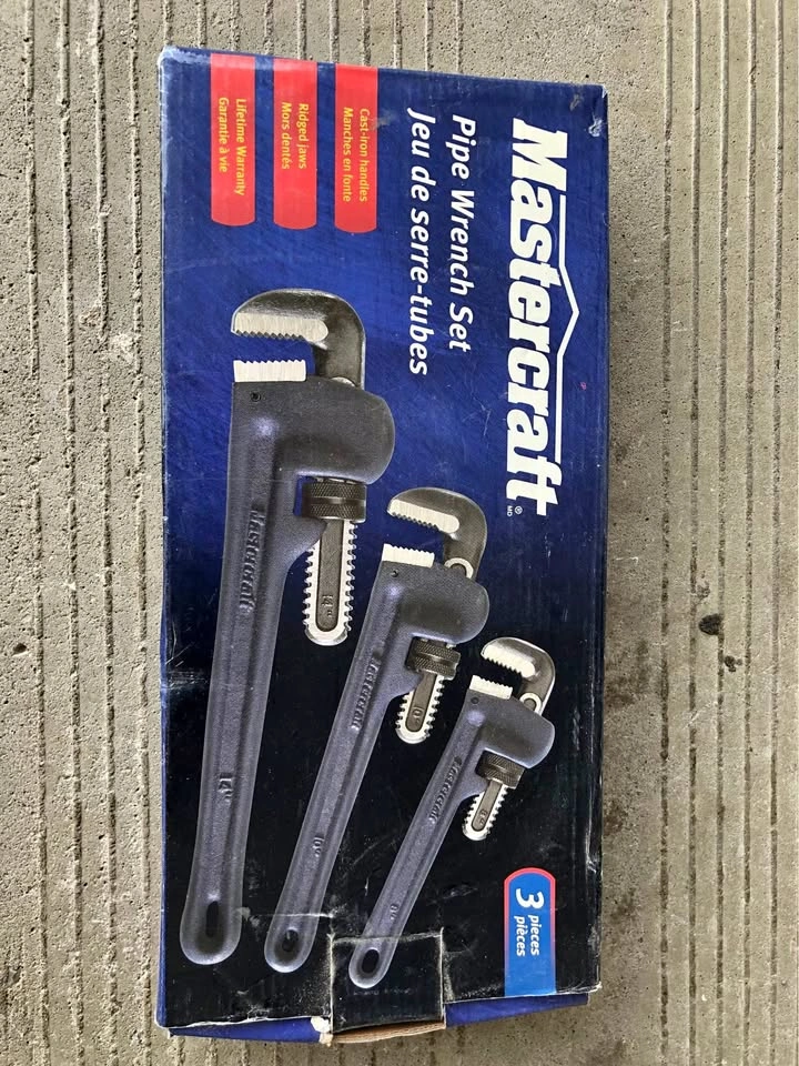 Pipe wrench set, new in box, never used