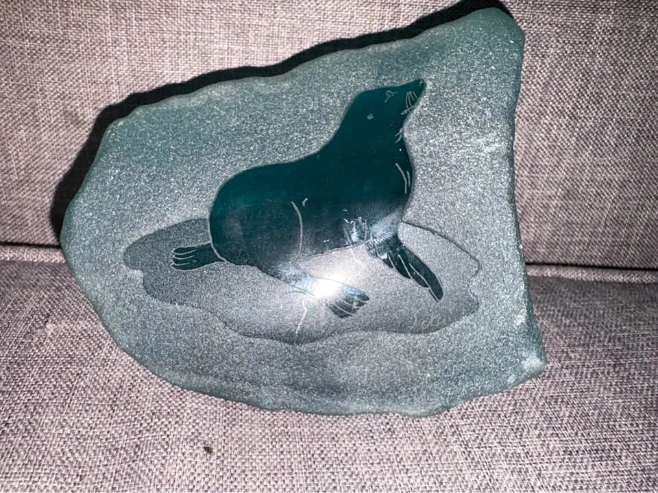 Vintage SIKU Canadian Frosted Blue Ice Art Glass Paperweight Sea - photo 3