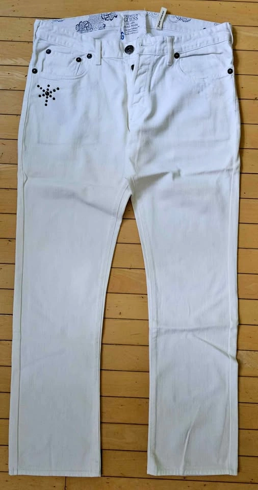 PREMIUM Brand New GUESS Hand-Made Limited Edition White Studded