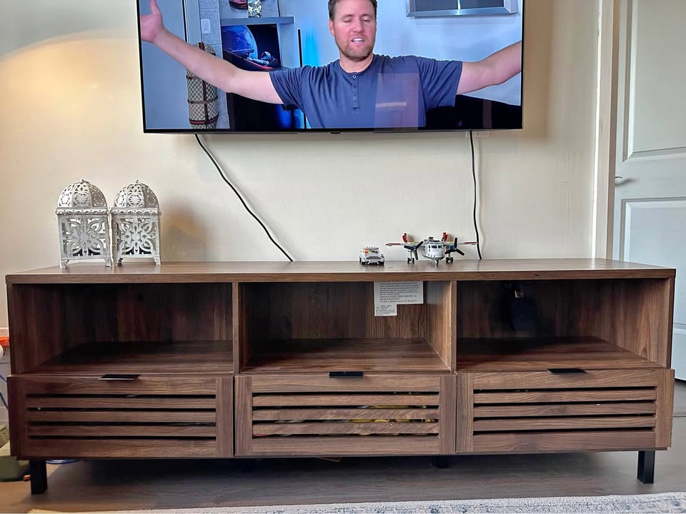 70inch 3-Door TV Stand