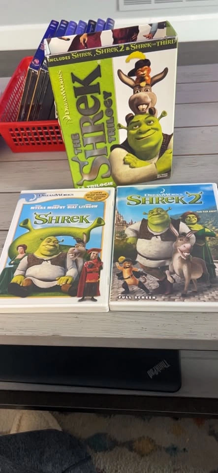 Shrek DVDs - photo 2