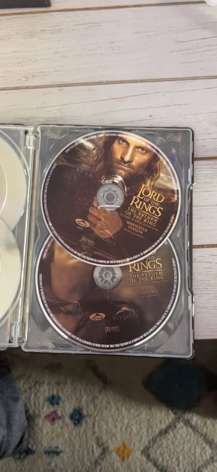 The Lord of the Rings Motion Picture Trilogy DVD/Blu-ray - photo 3