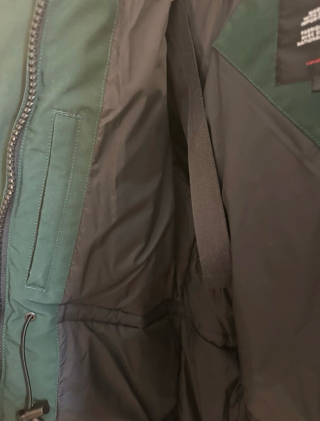 Canada Goose Women’s Medium Parka - photo 4