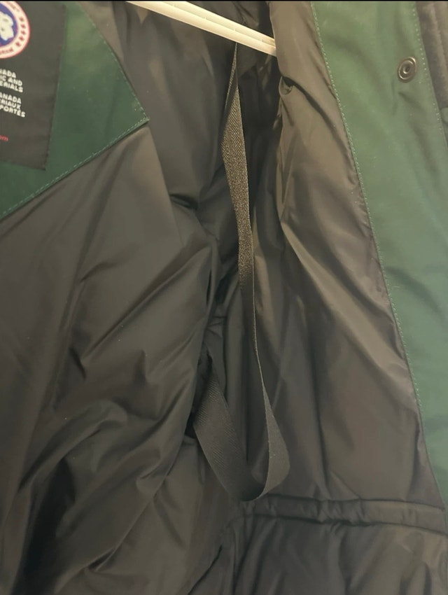 Canada Goose Women’s Medium Parka - photo 5