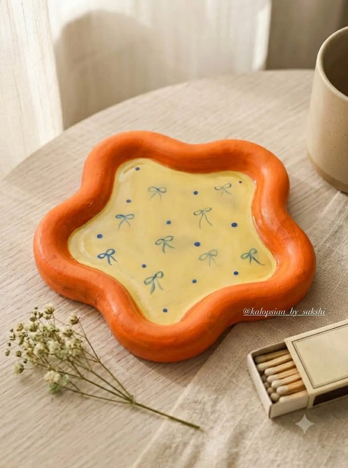 Handmade Flower Trinket Dish with Bow Pattern