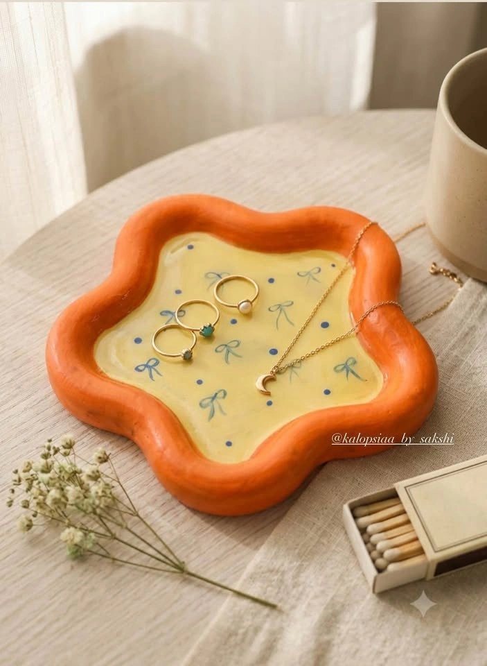 Handmade Flower Trinket Dish with Bow Pattern - photo 2