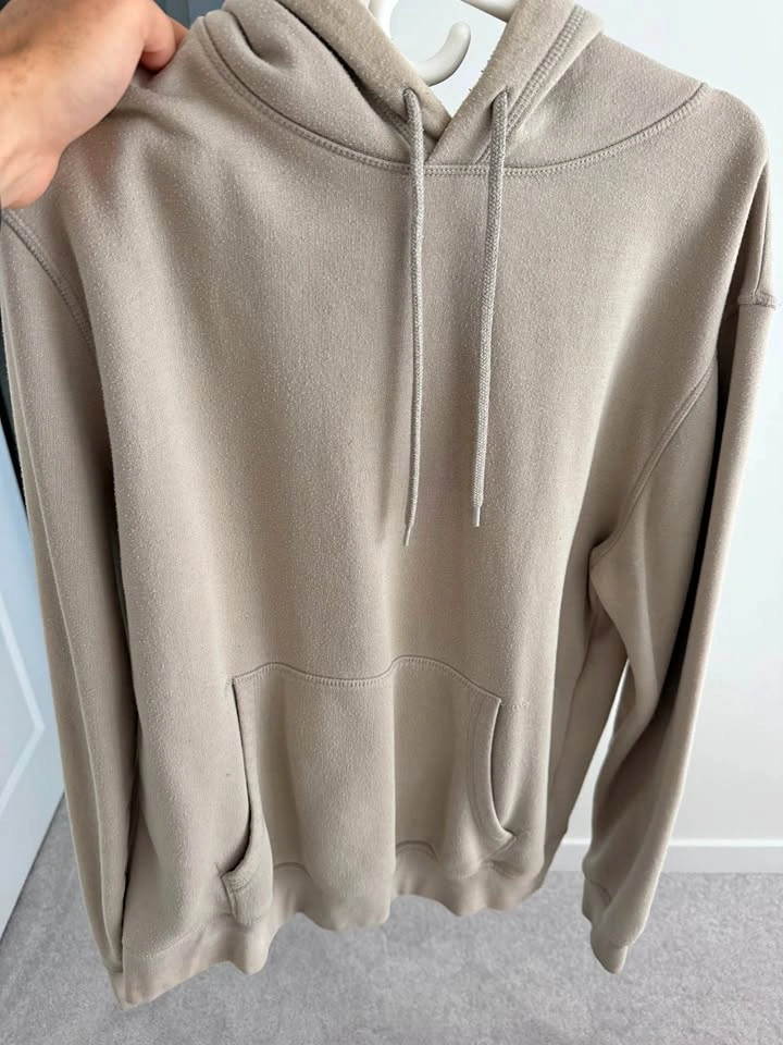 Beige H&M Sweater