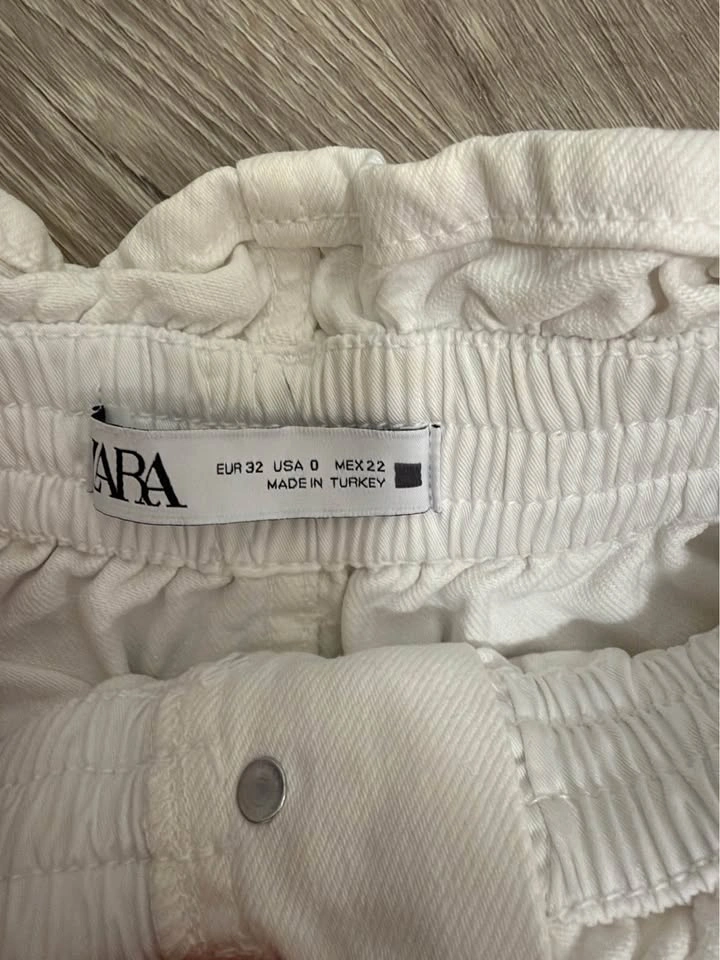 Zara Paperbag Waist Denim Shorts - photo 3