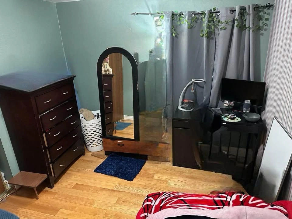 A semi furnished private room for rent - photo 3