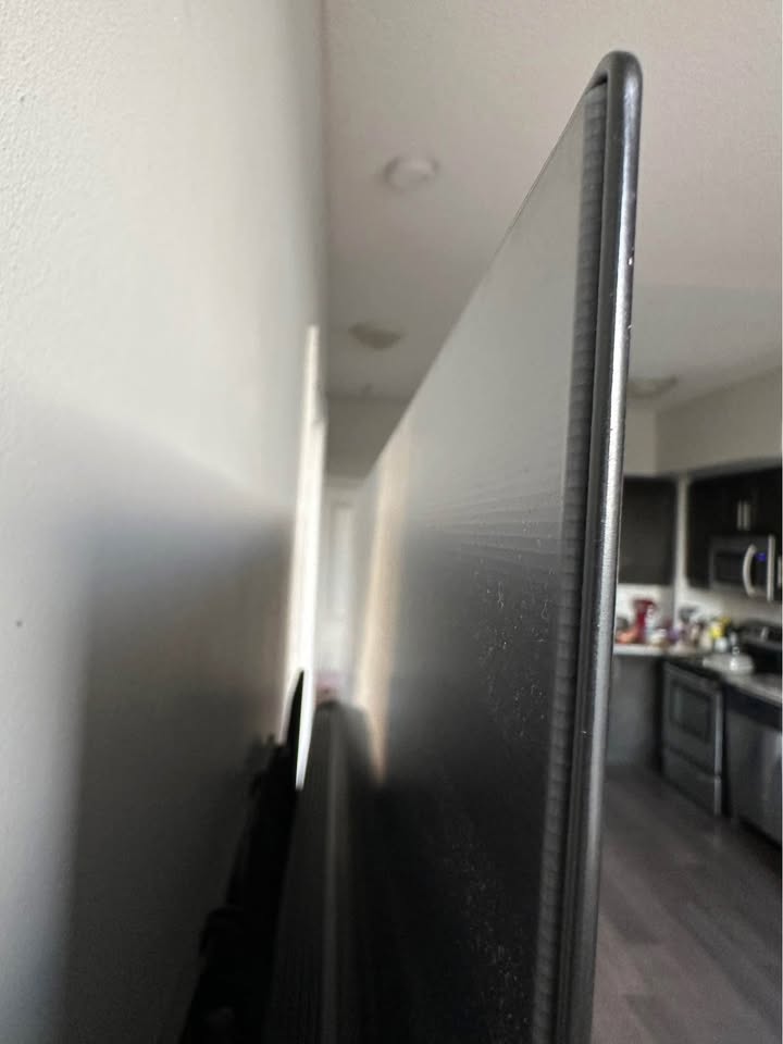 LG OLED55C1AUB - 55” 4K OLED TV - Excellent Cond. - photo 4