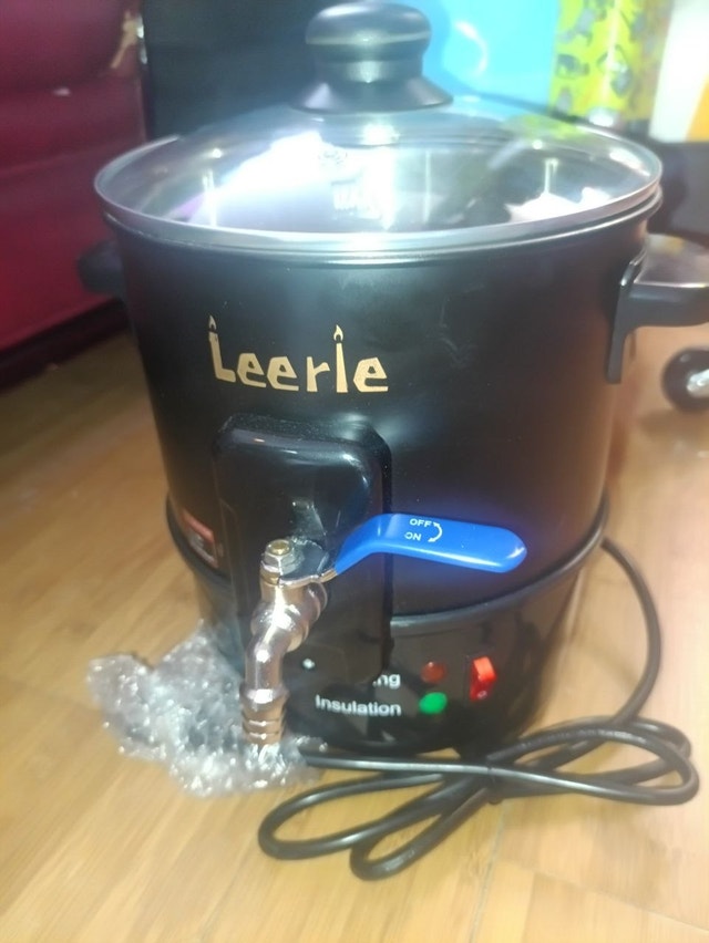 New Soap/Candle Melter 4Qt One-Touch Start, Heating Core Spout - photo 2